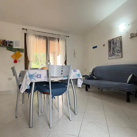 Casa Azul E Piscina Relax Sardegna Tatil Evi *