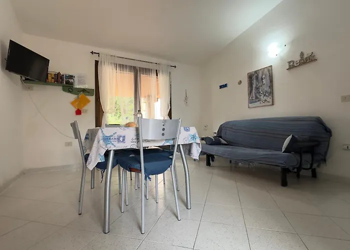 Casa Azul E Piscina Relax Sardegna 度假居 *